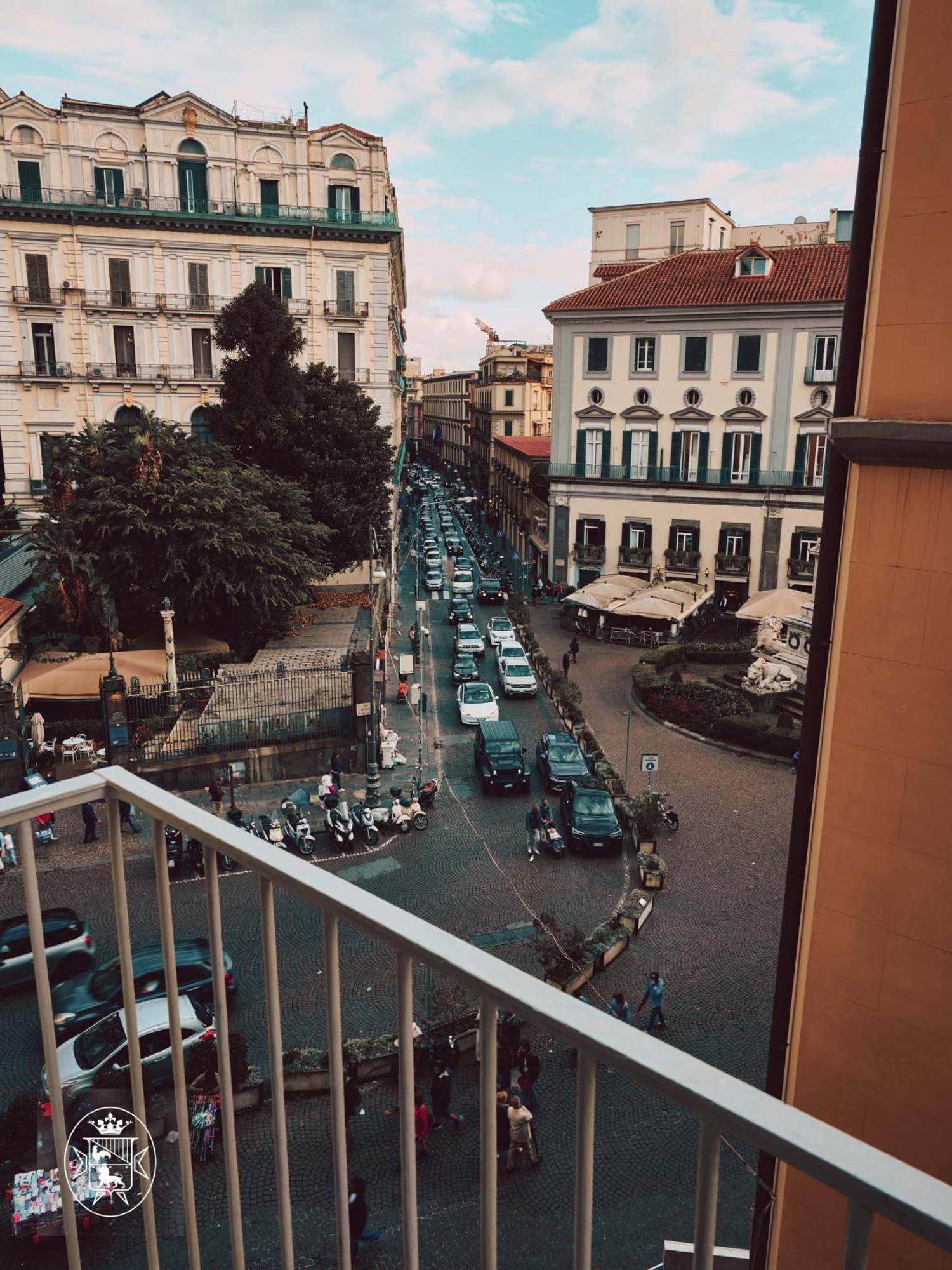 Vista Piazza Dei Martiri Acomodação com café da manhã Nápoles Exterior foto